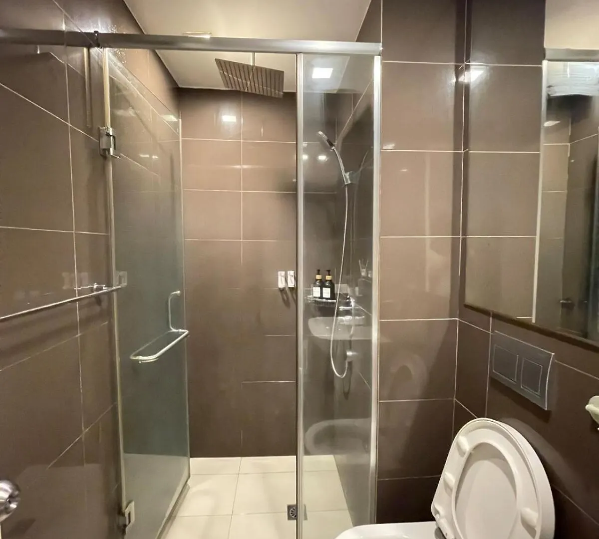 The Serene Escape Ph Rockwell Balcony View 1Br Manila