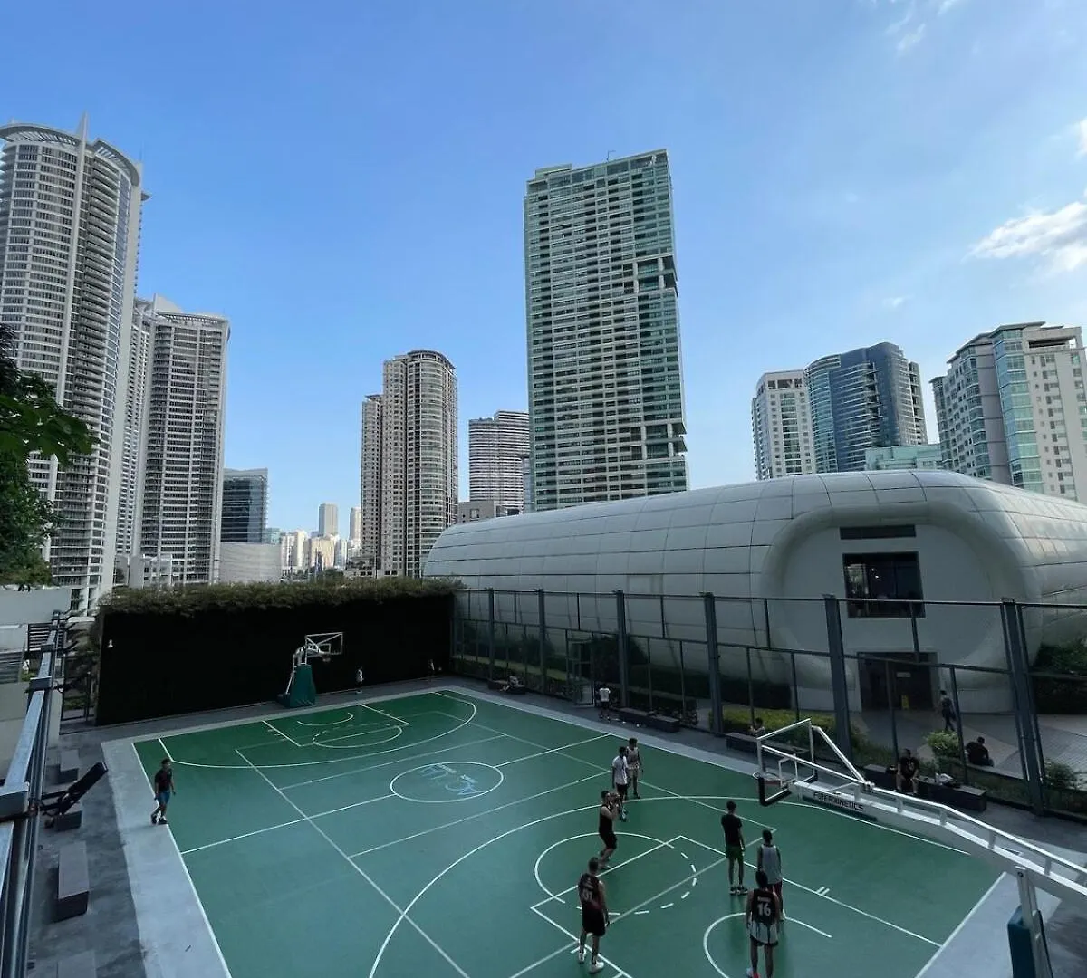 The Serene Escape Ph Rockwell Balcony View 1Br Manila Apartment