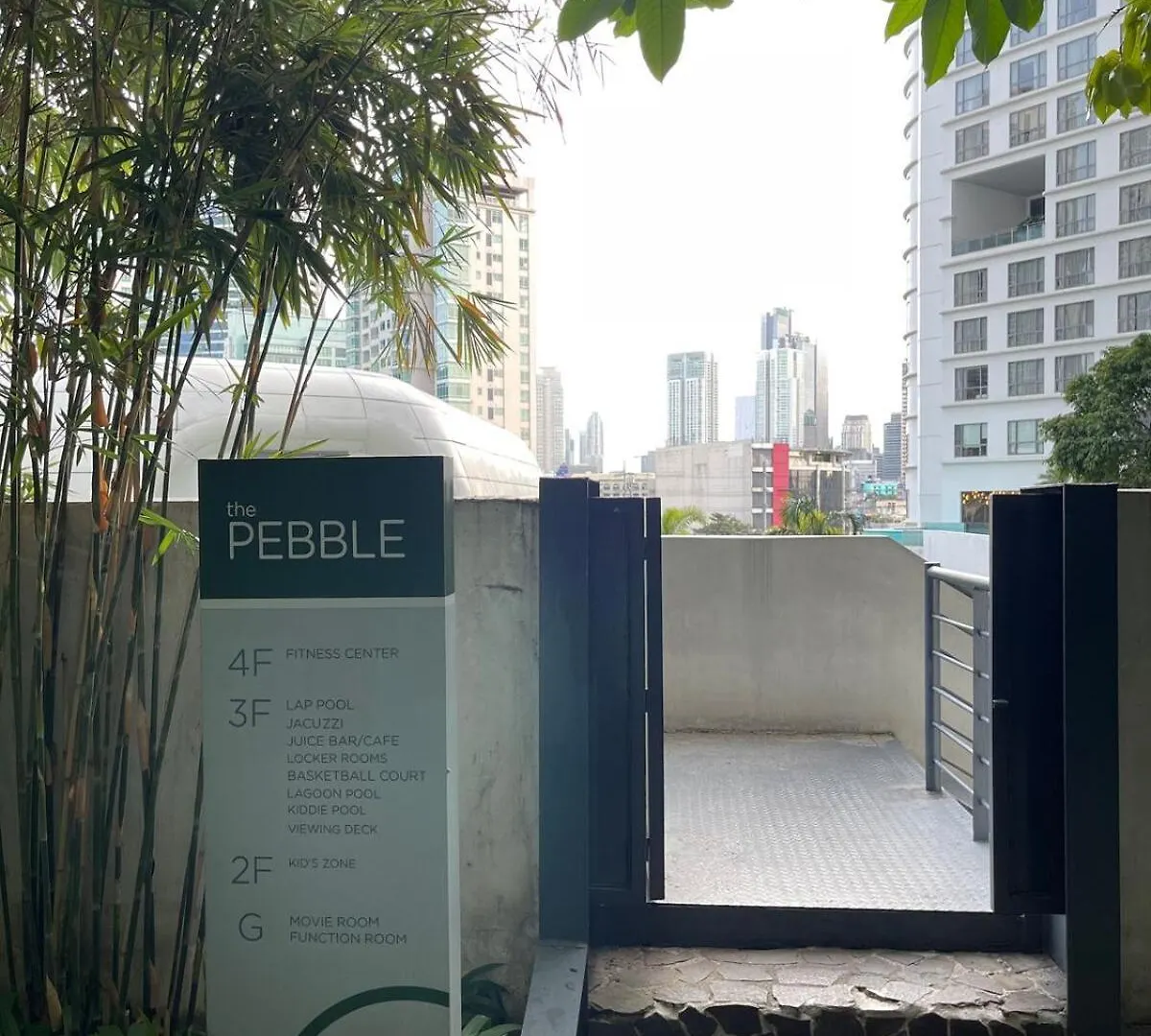 Apartment The Serene Escape Ph Rockwell Balcony View 1Br Manila Philippines